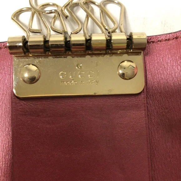 GUCCI 🌼 Authentic Pink Patent Leather GG Link Gold Heart Logo Key/Card Holder - Picture 4 of 15
